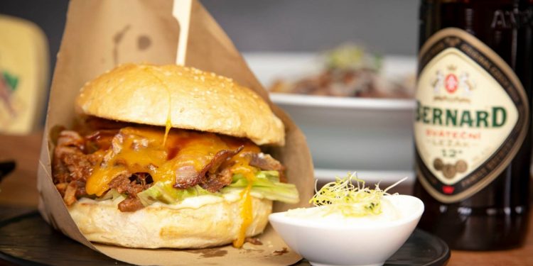 178625010 249510843584648 3195105871083851796 n